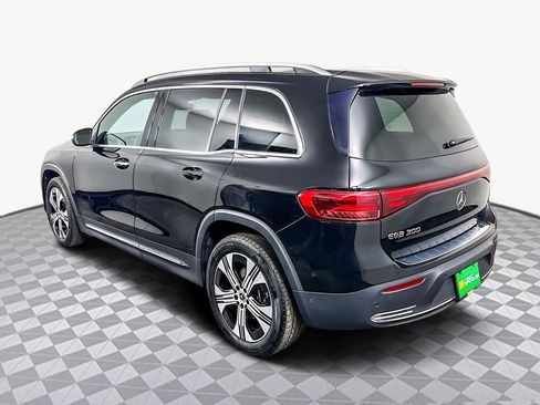 Used 2024 Mercedes-Benz EQB 300 4MATIC image 7