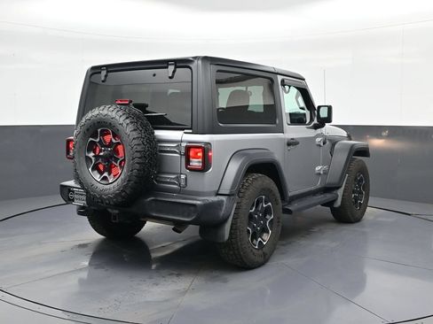 Used 2021 Jeep Wrangler Sport AWD/4WD image 7