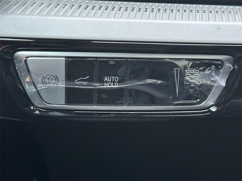 New 2026 Cadillac Optiq Sport 1 image 32