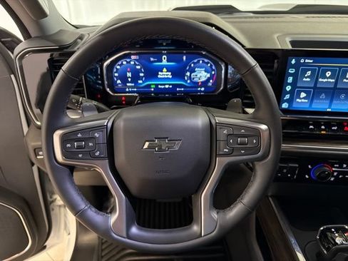 Used 2025 Chevrolet Silverado 1500 LT Trail Boss w/ Convenience Package II AWD/4WD image 13