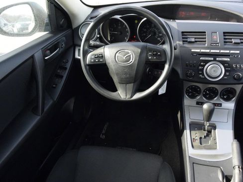 Used 2010 MAZDA MAZDA3 i Touring image 23