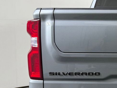 Used 2024 Chevrolet Silverado 1500 LT Trail Boss w/ LT Trail Boss Premium Package image 13