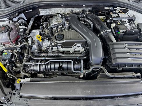 Used 2025 Volkswagen Jetta S image 36