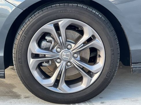 Used 2024 Honda Accord EX image 24