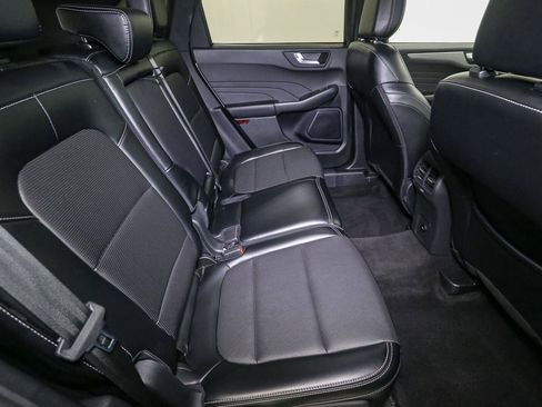 Used 2024 Ford Escape Platinum AWD/4WD image 22