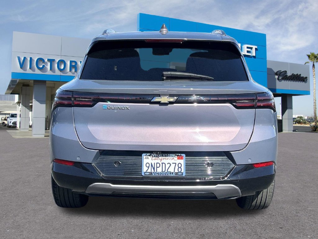 Used 2024 Chevrolet Equinox EV LT FWD image 11