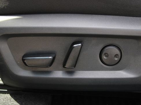 Certified 2023 Nissan Rogue SV AWD/4WD image 23
