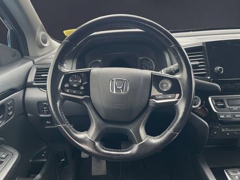 Used 2019 Honda Pilot Touring image 12
