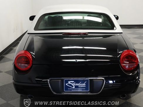 Used 2002 Ford Thunderbird Neiman Marcus RWD image 9