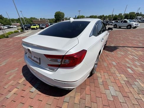 Used 2021 Honda Accord Touring image 33