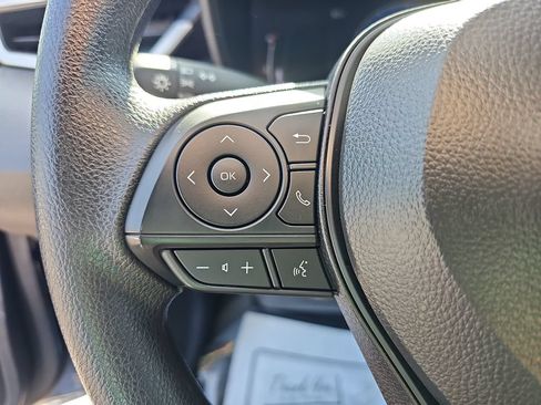 Used 2026 Toyota Corolla LE FWD image 17