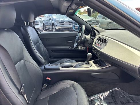 Used 2003 BMW Z4 3.0i RWD image 24