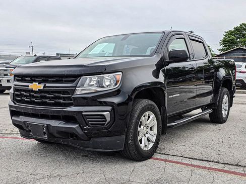 Used 2022 Chevrolet Colorado LT AWD/4WD image 3