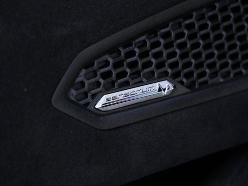 Used 2023 Lamborghini Huracan Sterrato image 22
