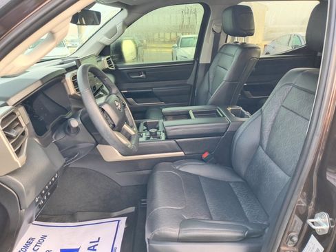 Used 2024 Toyota Tundra Limited image 15