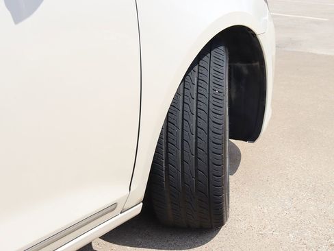 Used 2012 Buick LaCrosse Touring image 43