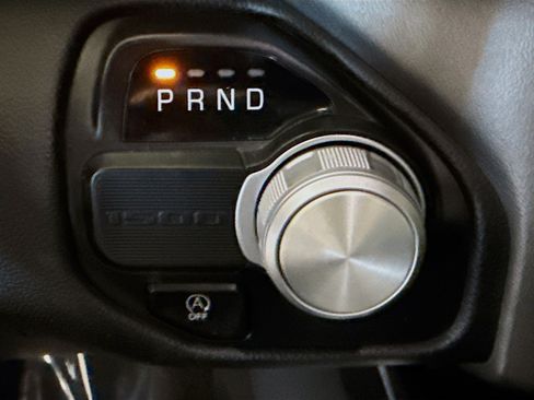 Used 2024 RAM 1500 Laramie image 20