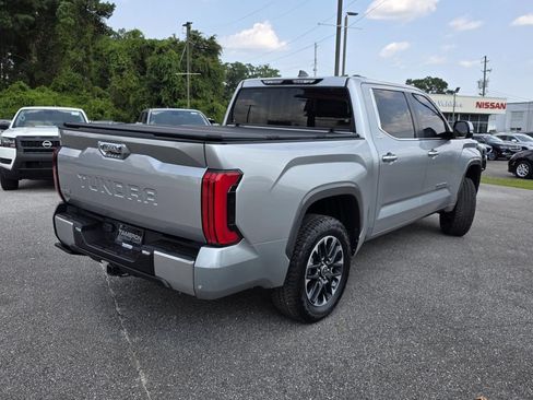 Used 2024 Toyota Tundra Limited AWD/4WD image 6
