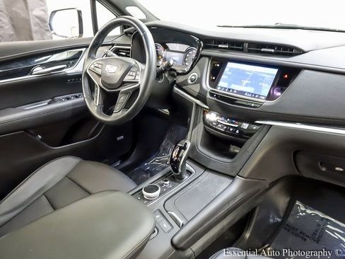 Certified 2025 Cadillac XT5 Premium Luxury image 25