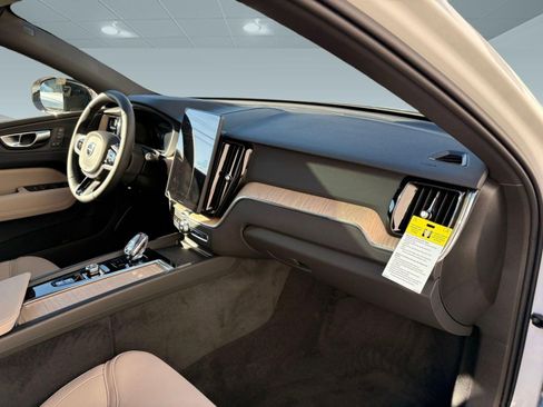 Certified 2026 Volvo XC60 B5 Plus w/ Protection Package Premier AWD/4WD image 28