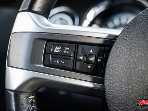 Used 2013 Ford Mustang GT Premium RWD image 73