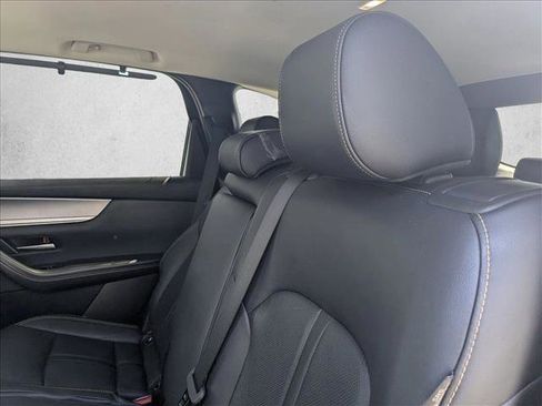 Used 2025 MAZDA CX-90 3.3 Turbo w/ Preferred Package AWD/4WD image 17