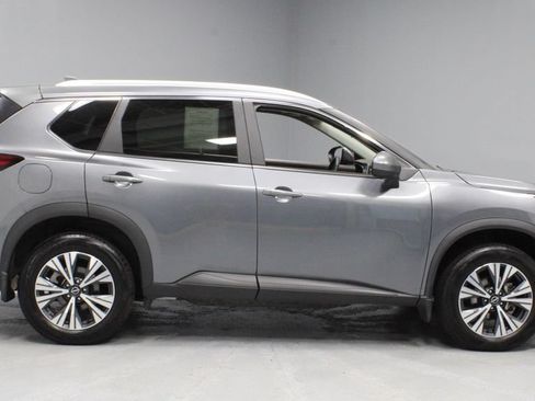 Used 2023 Nissan Rogue SV w/ SV Premium B Package AWD/4WD image 5