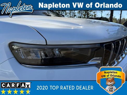 Used 2023 Jeep Grand Cherokee Laredo w/ Luxury Tech Group I image 4