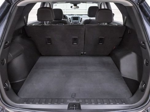 Used 2022 Chevrolet Equinox LS w/ LS Convenience Package FWD image 29