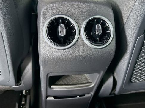 Used 2026 Mercedes-Benz GLA 250 4MATIC image 27