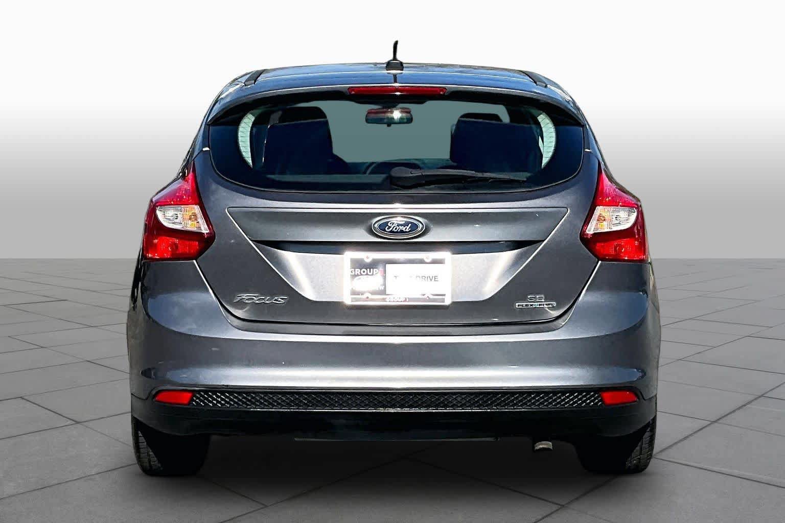 Used 2014 Ford Focus SE FWD image 4