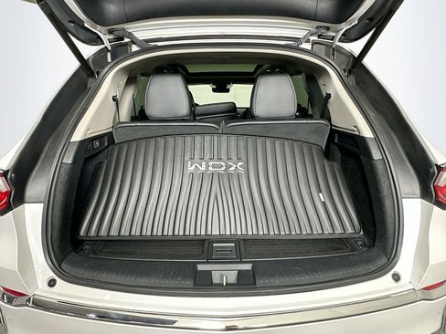 Used 2024 Acura MDX SH-AWD w/ Technology Package image 31