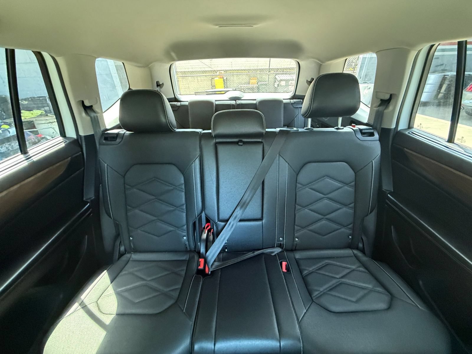 Used 2026 Volkswagen Atlas SE FWD image 40