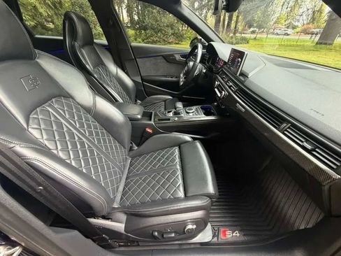 Used 2019 Audi S4 Prestige w/ Prestige Package image 9