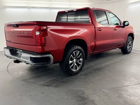 Used 2024 Chevrolet Silverado 1500 LT AWD/4WD image 7