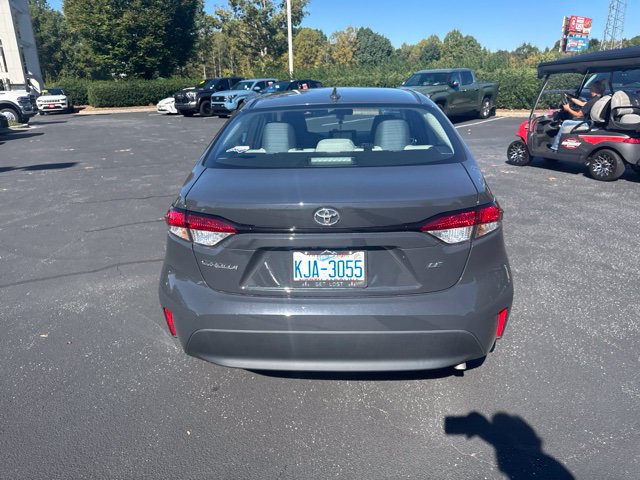 Used 2026 Toyota Corolla LE FWD image 4
