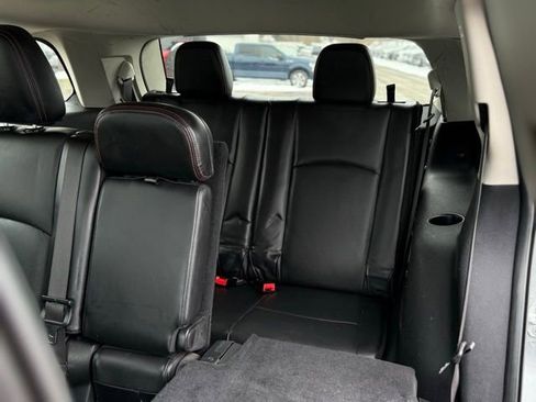 Used 2019 Dodge Journey GT image 19