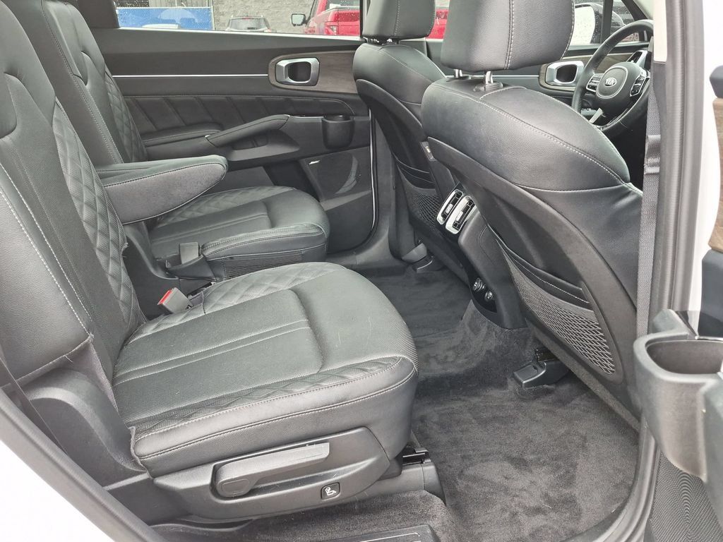 Used 2021 Kia Sorento SX Prestige AWD/4WD image 32