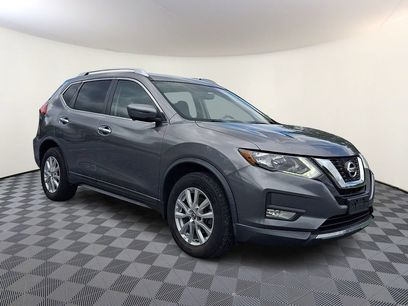 Used 2017 Nissan Rogue SV w/ SV Premium Package