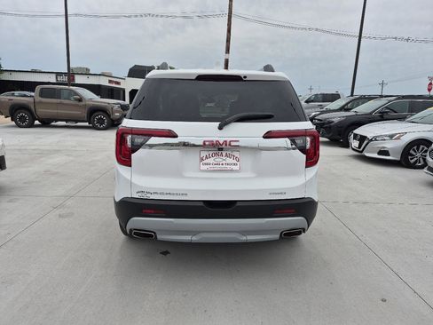 Used 2023 GMC Acadia SLT w/ Preferred Package AWD/4WD image 7