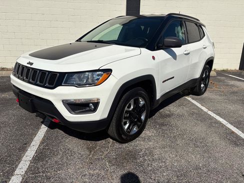 Used 2018 Jeep Compass Trailhawk AWD/4WD image 1