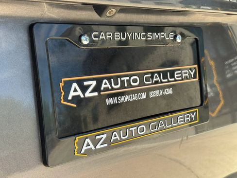 Used 2017 Toyota 4Runner SR5 AWD/4WD image 54