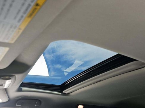 Used 2024 INFINITI QX80 Luxe image 8