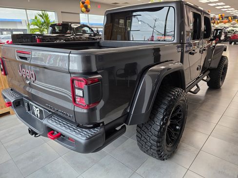 New 2025 Jeep Gladiator Rubicon w/ Convenience Group image 4
