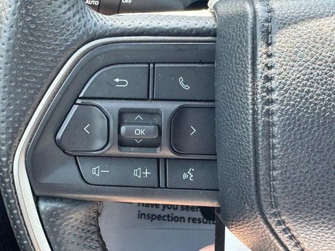 Certified 2024 Toyota Tacoma TRD Off-Road AWD/4WD image 16