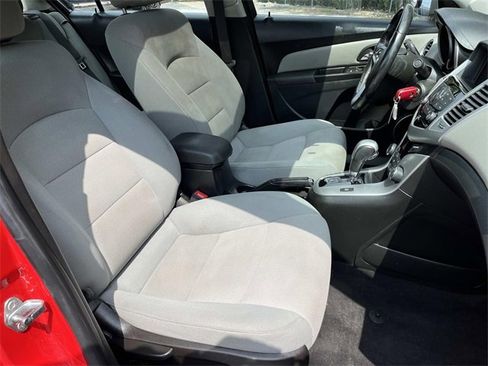 Used 2014 Chevrolet Cruze LT w/ All-Star Edition image 21
