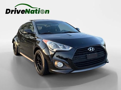 Used 2015 Hyundai Veloster Turbo w/ Option Group 04 FWD image 3