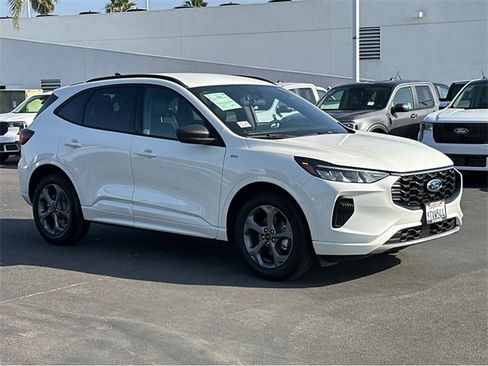 Certified 2024 Ford Escape ST-Line image 5