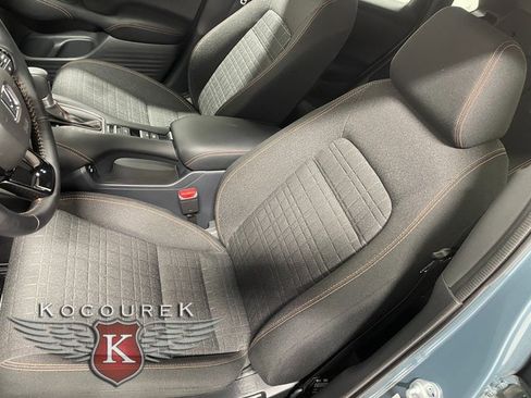 Used 2025 Honda HR-V Sport image 12