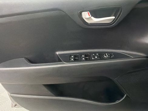Used 2023 Kia Rio S w/ Technology Package FWD image 21